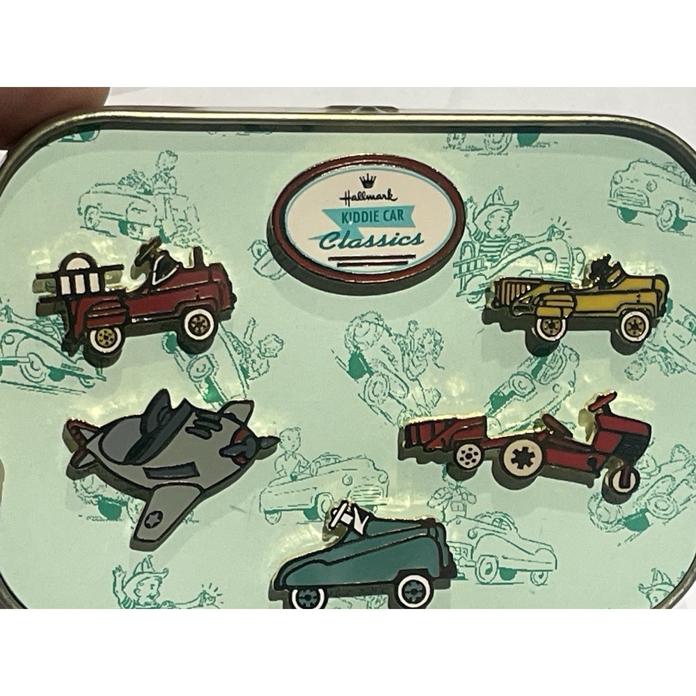 Hallmark Kiddie Car‎ Collector Pin Set